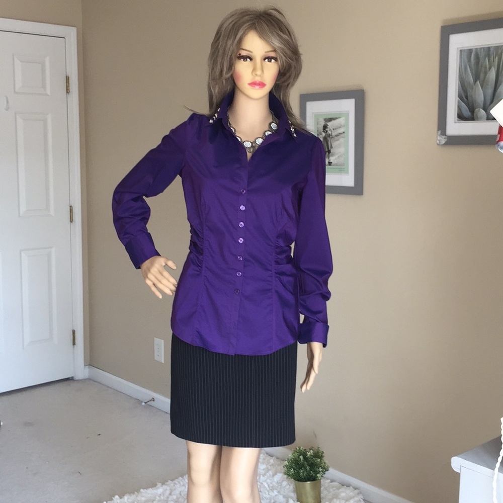 New York&Company purple blouse size M